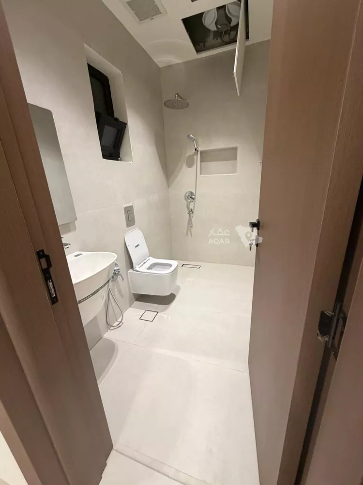 Floor for Rent in Riyadh Al Quds 6