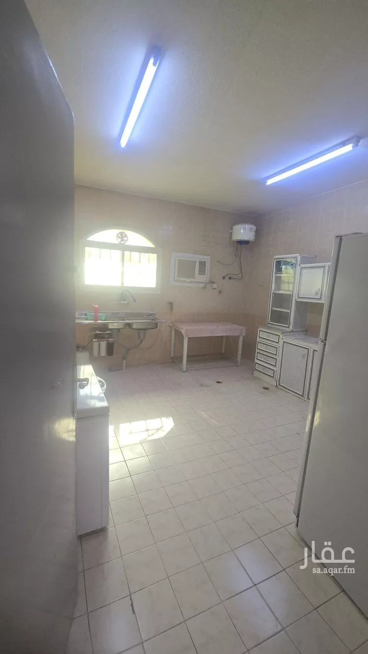 شقة للإيجار في شارع الطرائفي, حي إشبيلية, مدينة الرياض, منطقة الرياض 7