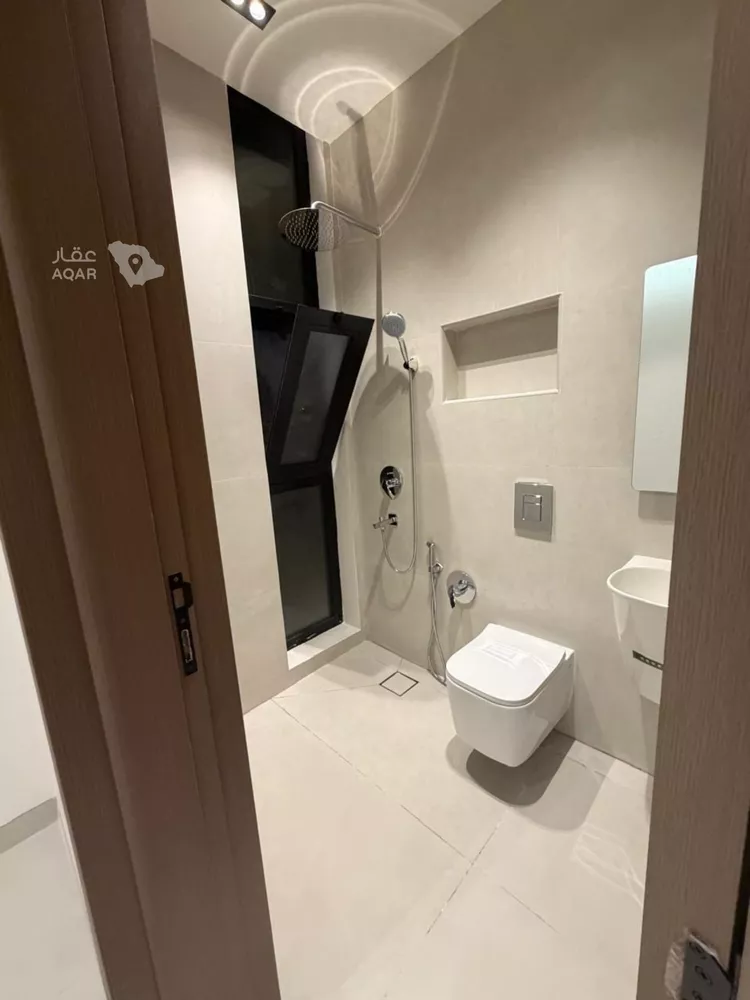 Floor for Rent in Riyadh Al Quds 4