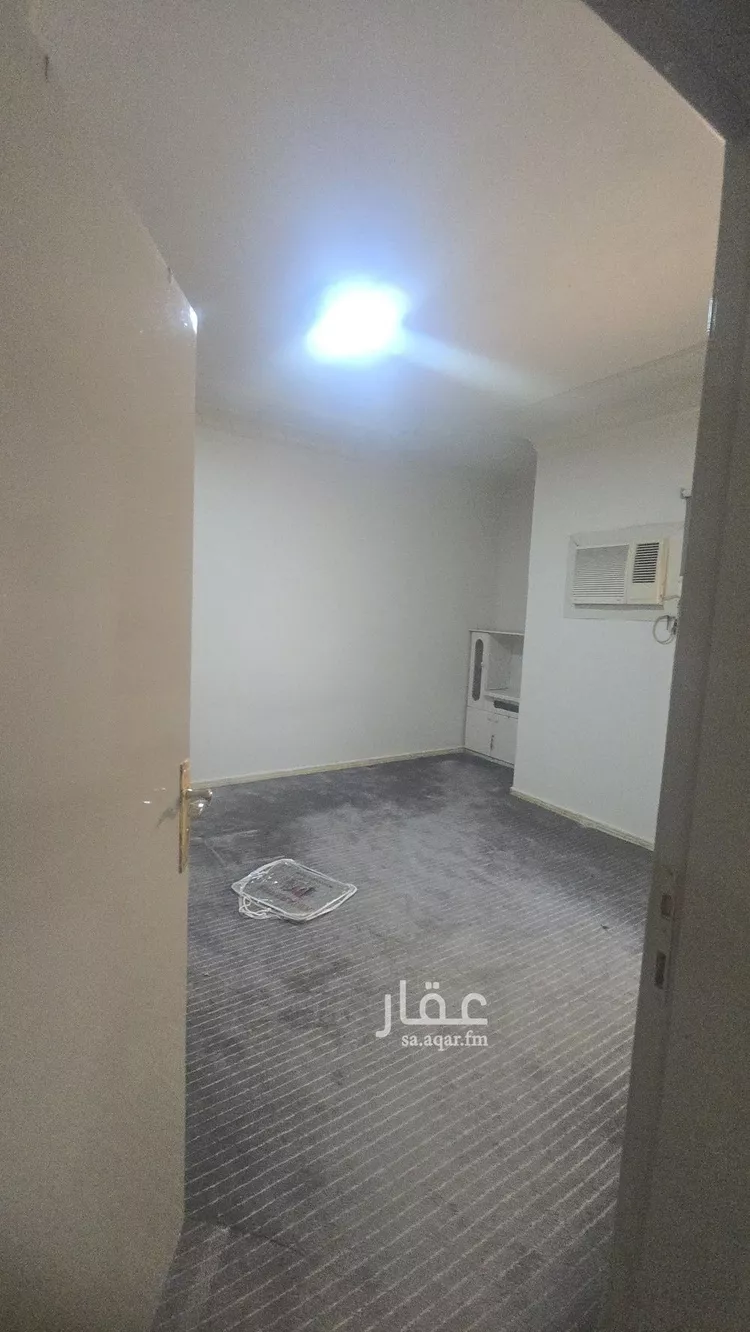 شقة للإيجار في شارع الطرائفي, حي إشبيلية, مدينة الرياض, منطقة الرياض 5
