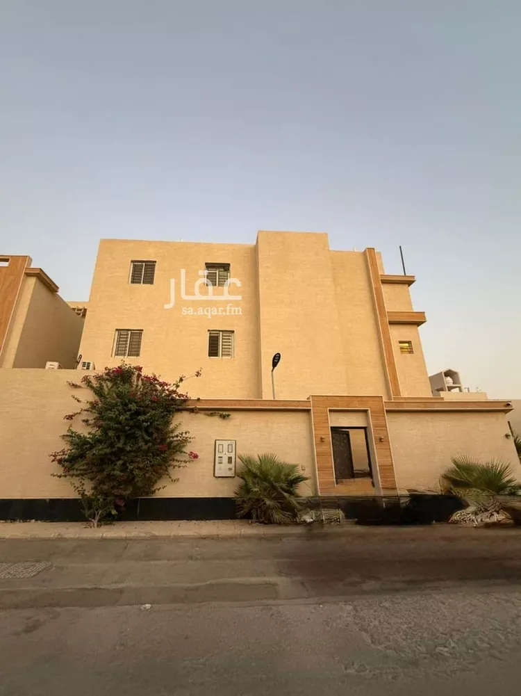 فيلا للبيع في شارع المنذر بن سعيد, حي بدر, مدينة الرياض, منطقة الرياض
