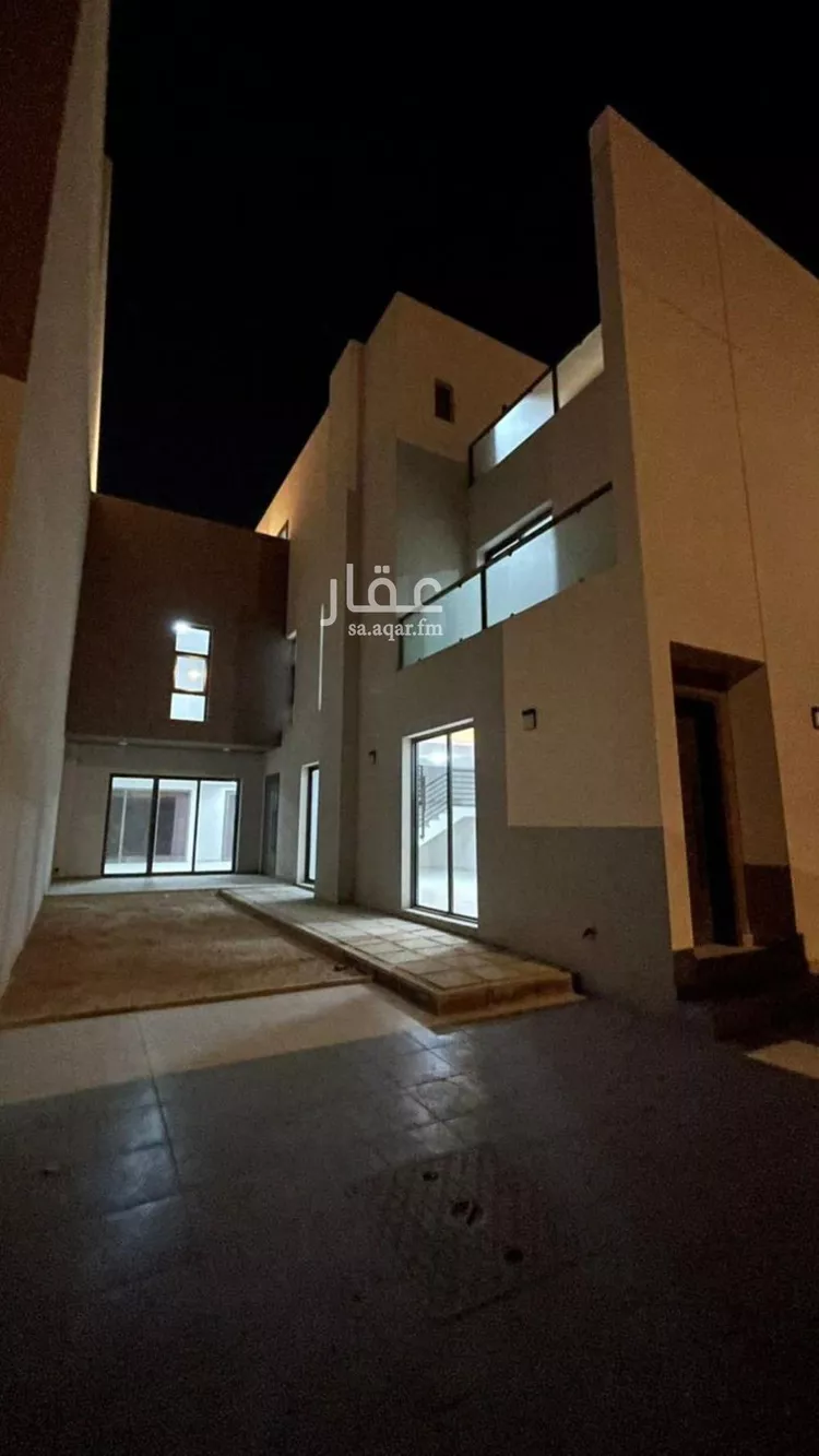 فيلا للبيع في شارع حارثة بن وهب الخزاعي, حي مطار الملك خالد الدولي, مدينة الرياض, منطقة الرياض صورة 3