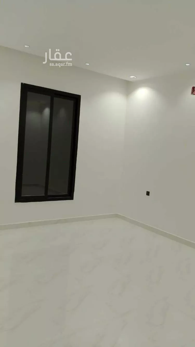 دور للبيع في شارع عبيدالله بن أبي الفرج, حي السويدي, مدينة الرياض, منطقة الرياض صورة 3