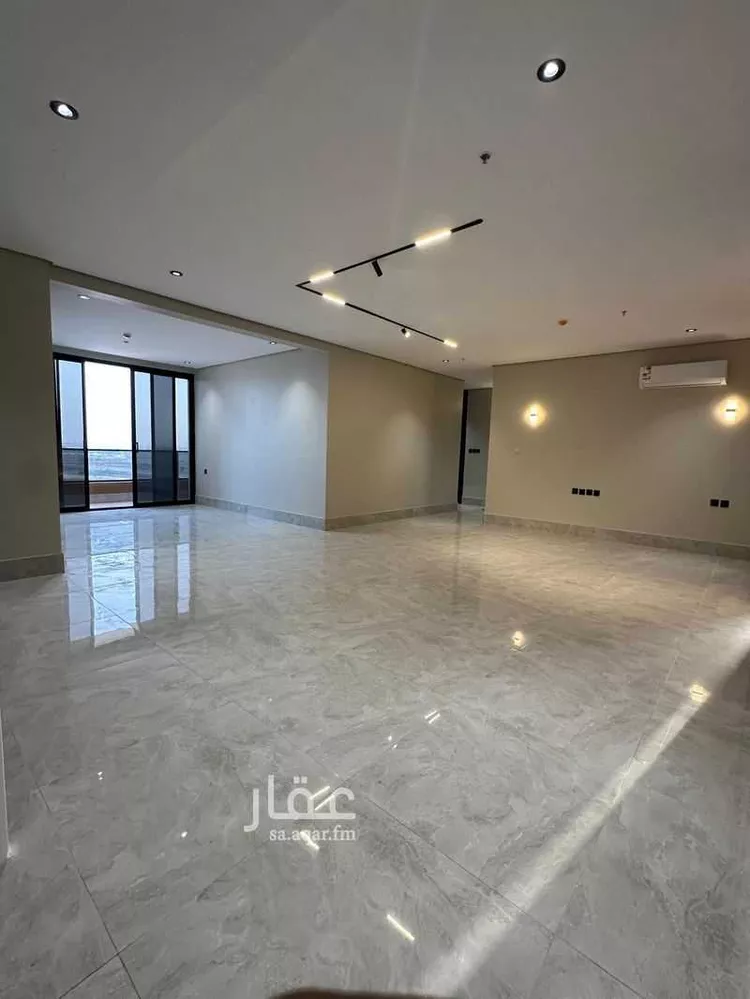 Apartment for Sale in Dammam King Fahd 7