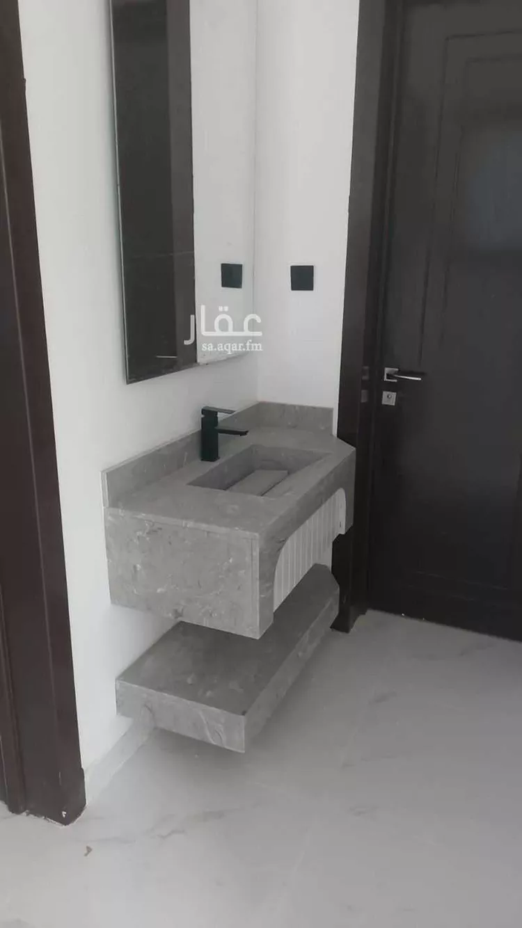دور للبيع في شارع زياد الباهلي, حي العوالي, مدينة الرياض, منطقة الرياض 7