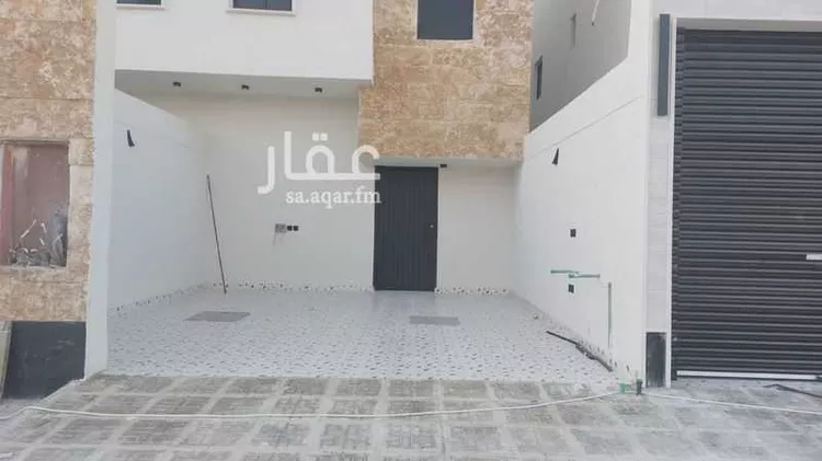 دور للبيع في شارع زياد الباهلي, حي العوالي, مدينة الرياض, منطقة الرياض صورة 3