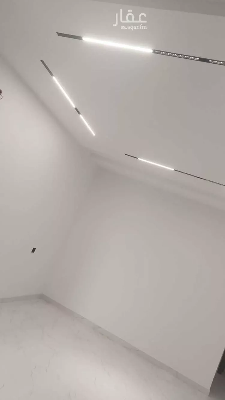دور للبيع في شارع زياد الباهلي, حي العوالي, مدينة الرياض, منطقة الرياض صورة 4