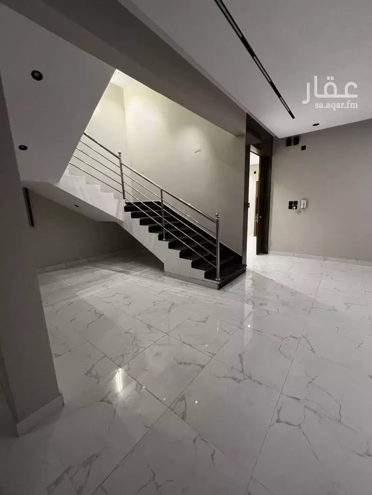فيلا للبيع في شارع المروج 28, حي المروج, مدينة صامطة, منطقة جازان صورة 4