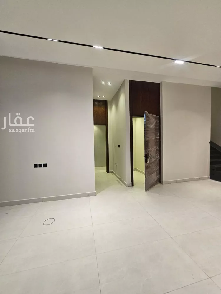 فيلا للبيع في شارع عقرباء 176, حي عقرباء, مدينة امارة منطقة الرياض - الجبيله, منطقة الرياض صورة 5