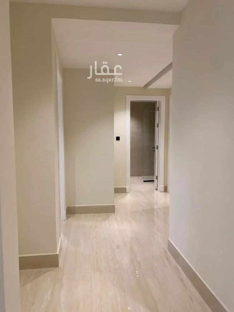شقة للبيع في شارع عبدالله الخرجي, حي الملقا, مدينة الرياض, منطقة الرياض صورة 3