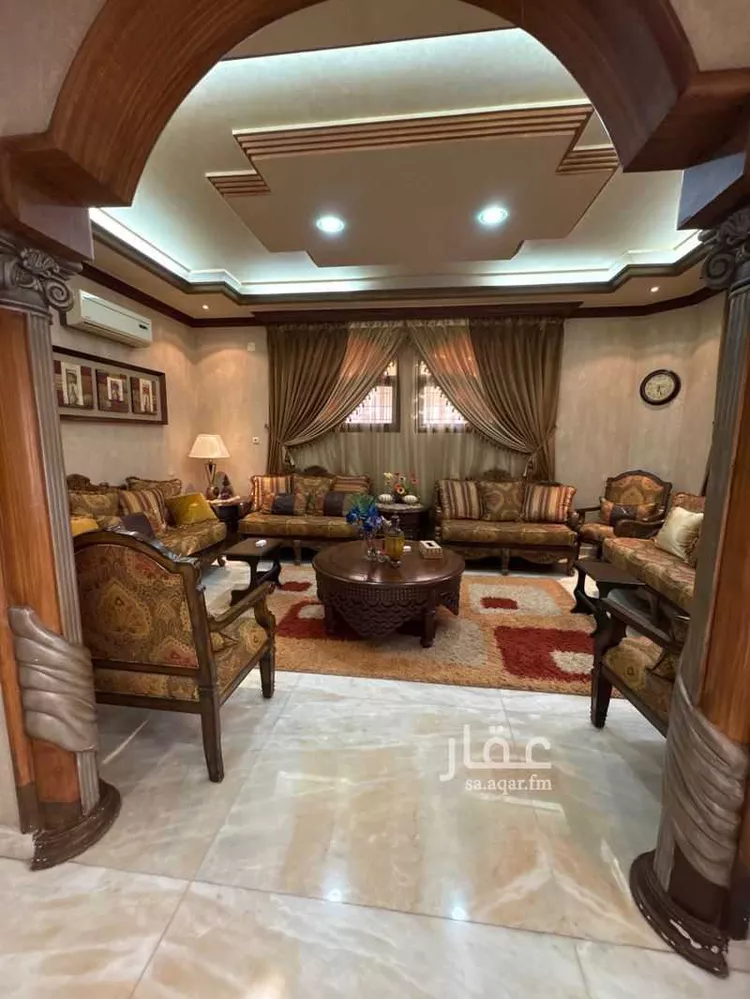 فيلا للبيع في شارع شعيب العبدي ، حي الربوة ، بريدة ، بريدة صورة 5