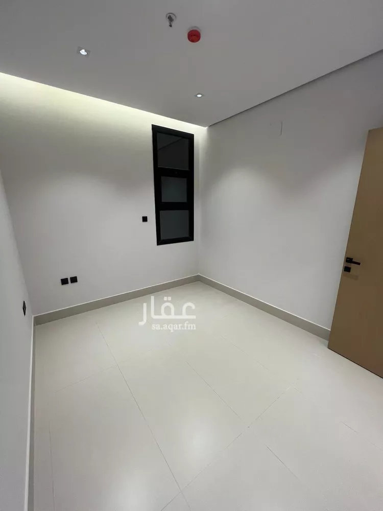 شقة للبيع في شارع أبي القاسم الزجاجي, حي المهدية, مدينة الرياض, منطقة الرياض 14
