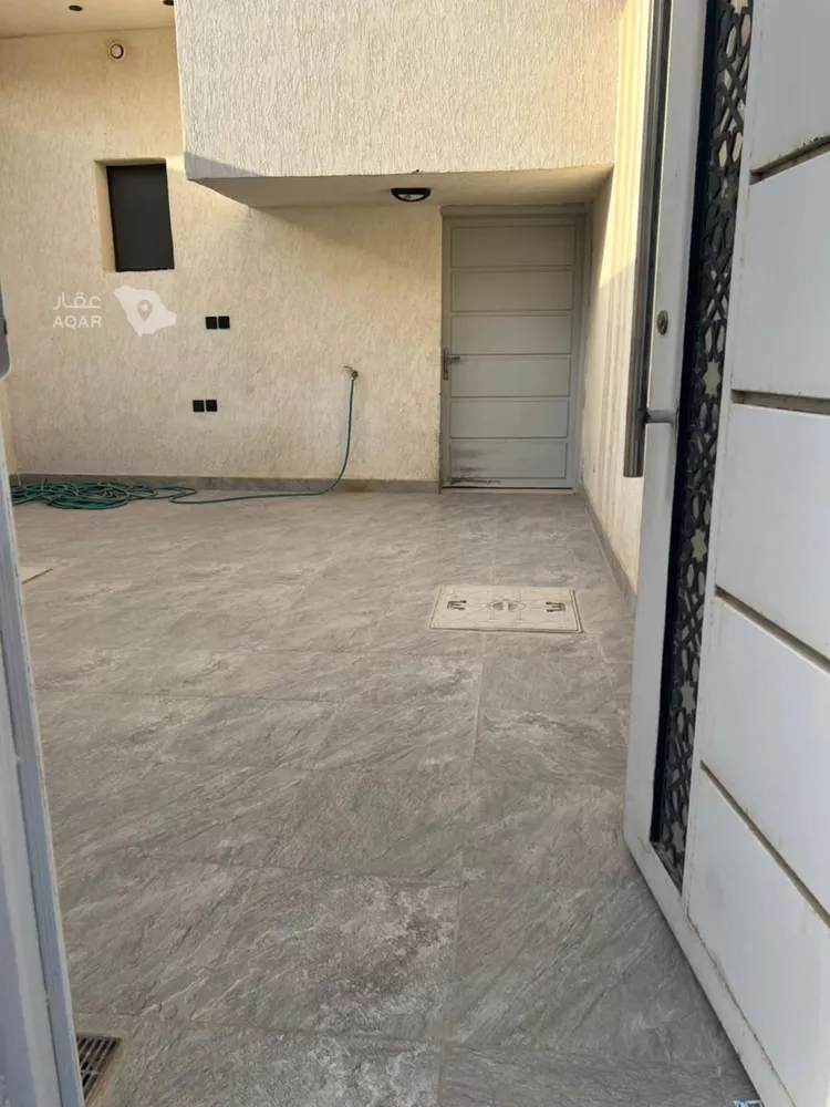 شقة للإيجار في شارع إبراهيم بن جماعة, حي بدر, مدينة الرياض, منطقة الرياض 4