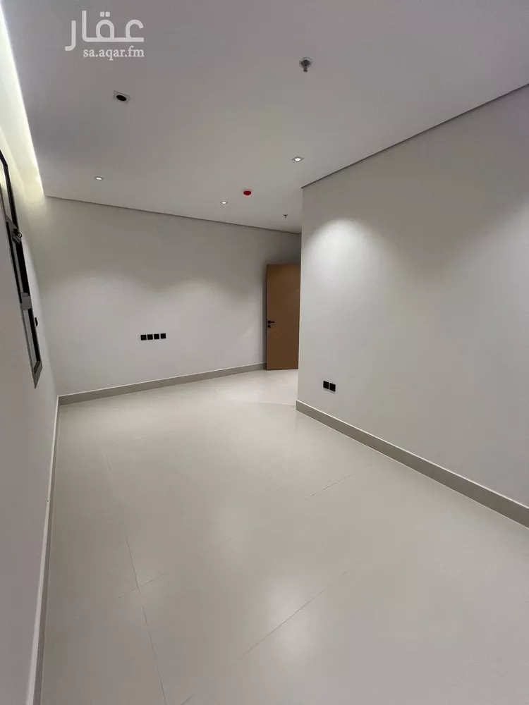 شقة للبيع في شارع أبي القاسم الزجاجي, حي المهدية, مدينة الرياض, منطقة الرياض 16