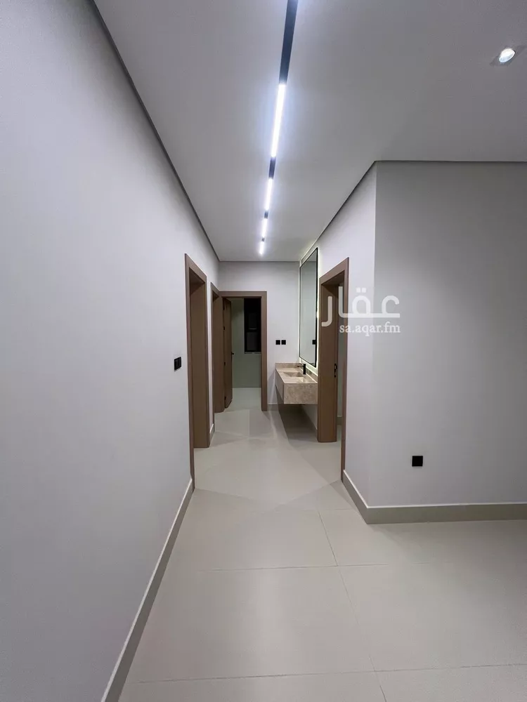 شقة للبيع في شارع أبي القاسم الزجاجي, حي المهدية, مدينة الرياض, منطقة الرياض 7