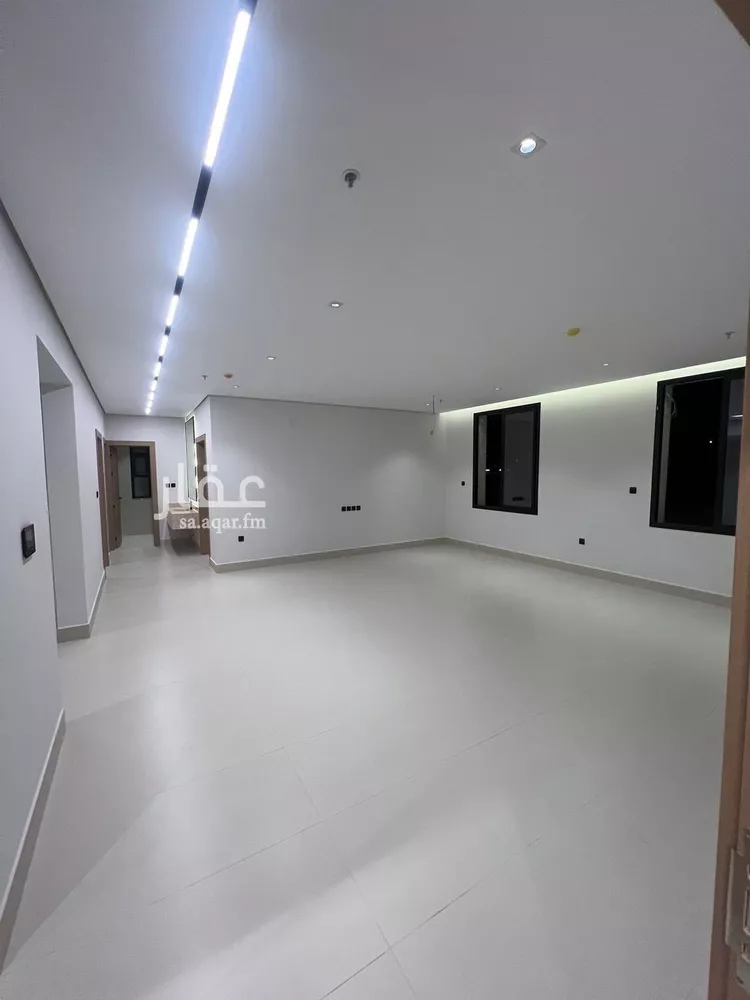 شقة للبيع في شارع أبي القاسم الزجاجي, حي المهدية, مدينة الرياض, منطقة الرياض 6