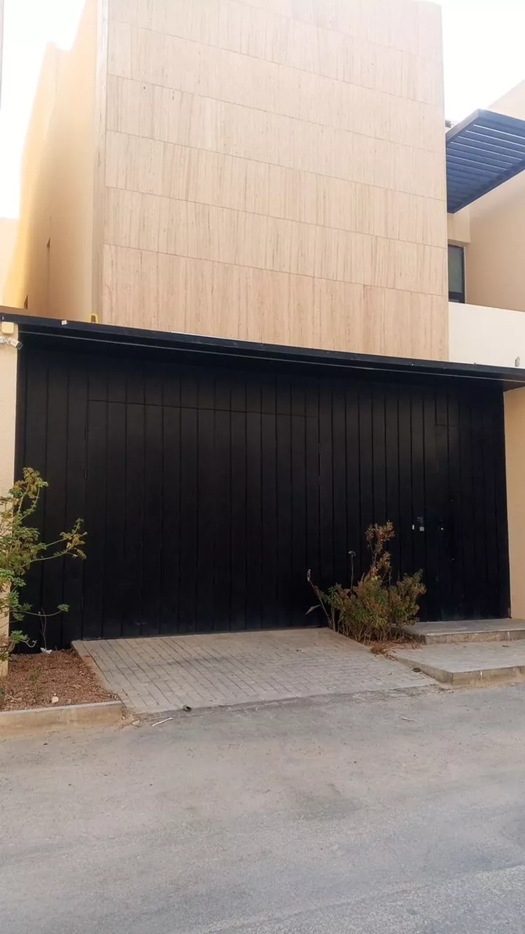 فيلا للبيع في شارع رقم 460, حي النرجس, مدينة الرياض, منطقة الرياض 12