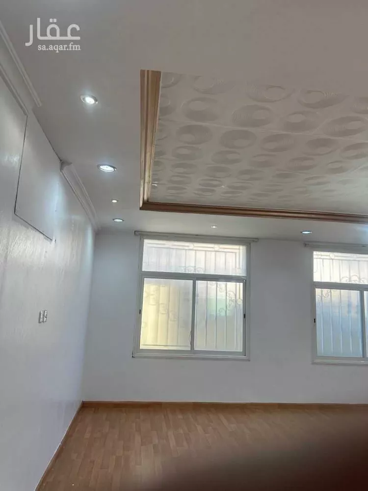 شقة للإيجار في شارع شارع المنذر البلوطي, حي الصفاء, مدينة أبها, منطقة عسير