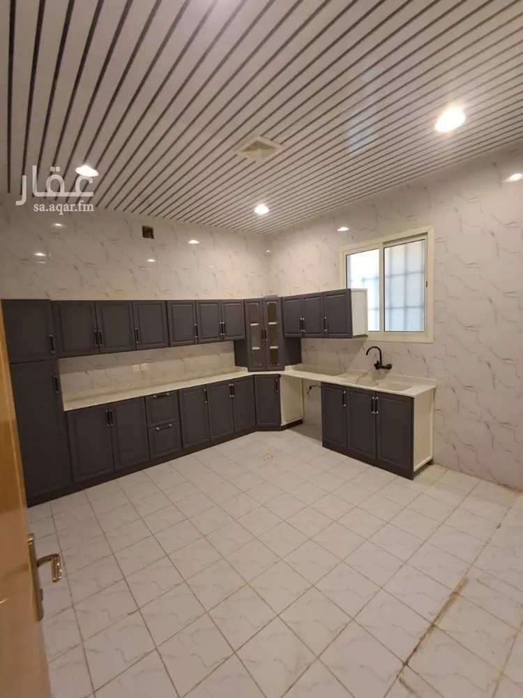 فيلا للإيجار في شارع لقاح, حي عكاظ, مدينة الرياض, منطقة الرياض صورة 4