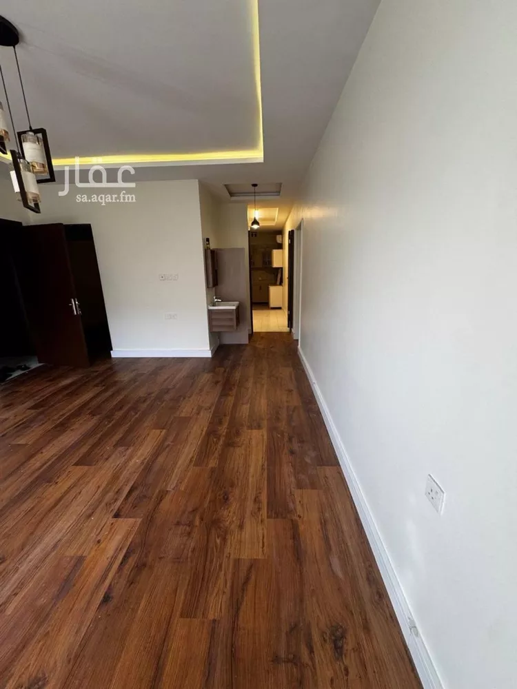 شقة للإيجار في شارع أحمد بن محمد البصري, حي العارض, مدينة الرياض, منطقة الرياض صورة 2
