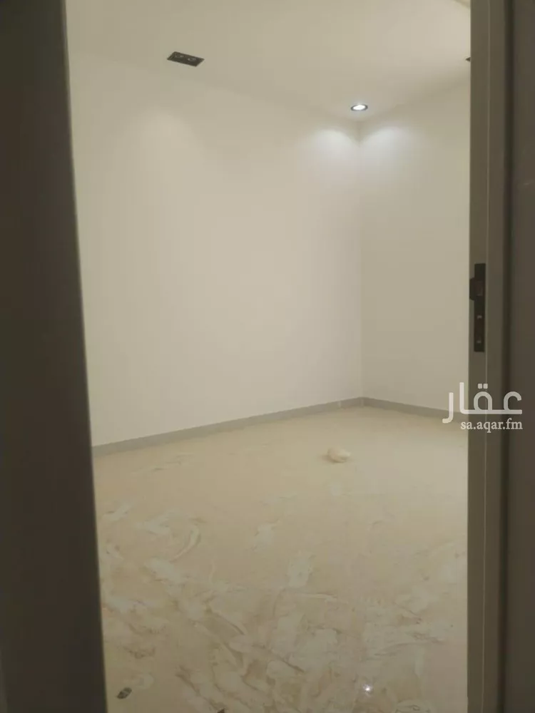 شقة للإيجار في شارع أحمد بن المتوج, حي بدر, مدينة الرياض, منطقة الرياض صورة 2