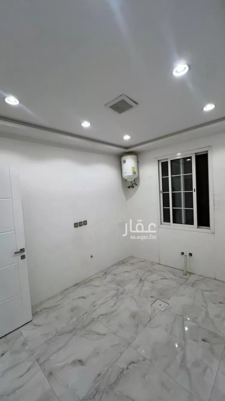 شقة للإيجار في شارع أحمد بن محمد البصري, حي العارض, مدينة الرياض, منطقة الرياض