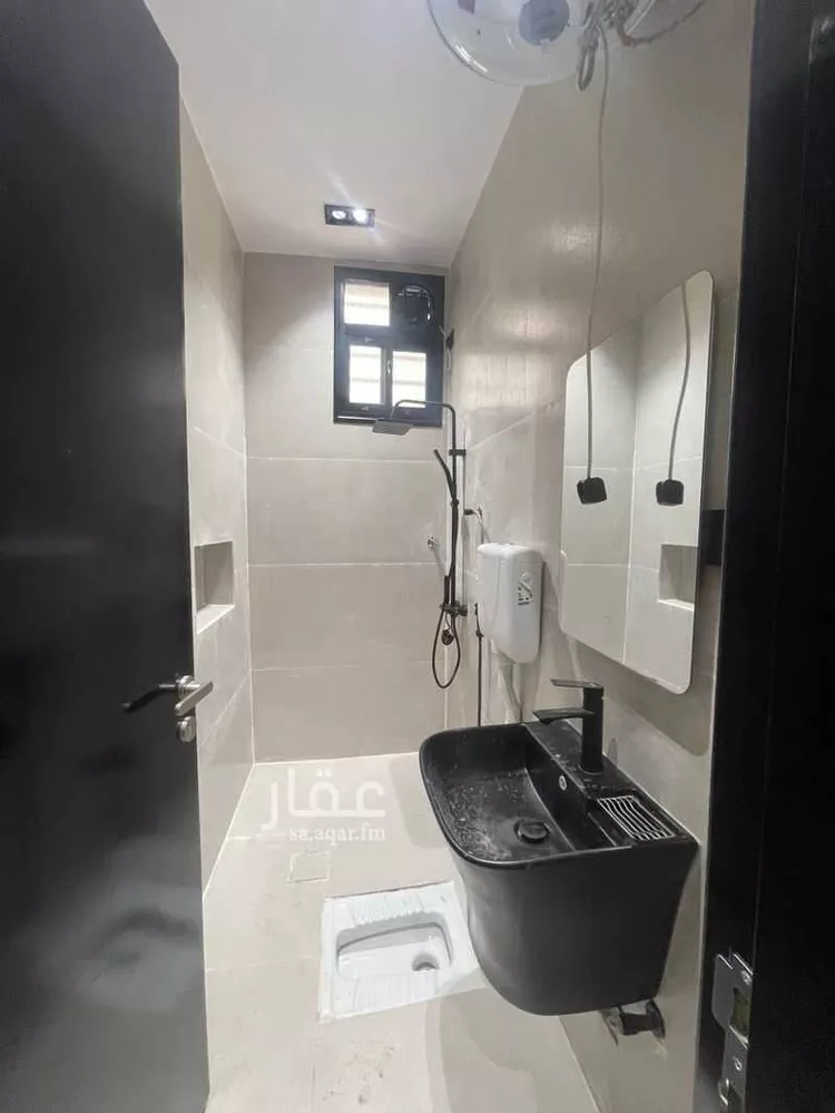 شقة للبيع في شارع الردف, حي الزهور, مدينة أبها, منطقة عسير