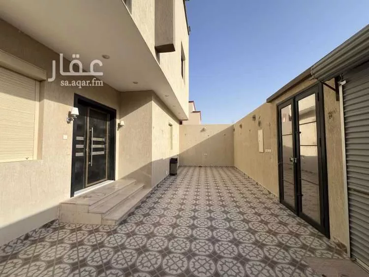 فيلا للبيع في شارع فضيلة الشيخ حافظ محمد حافظ, حي الرياض, مدينة جدة, منطقة مكة المكرمة صورة 2