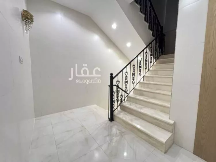 فيلا للبيع في شارع فضيلة الشيخ حافظ محمد حافظ, حي الرياض, مدينة جدة, منطقة مكة المكرمة 10