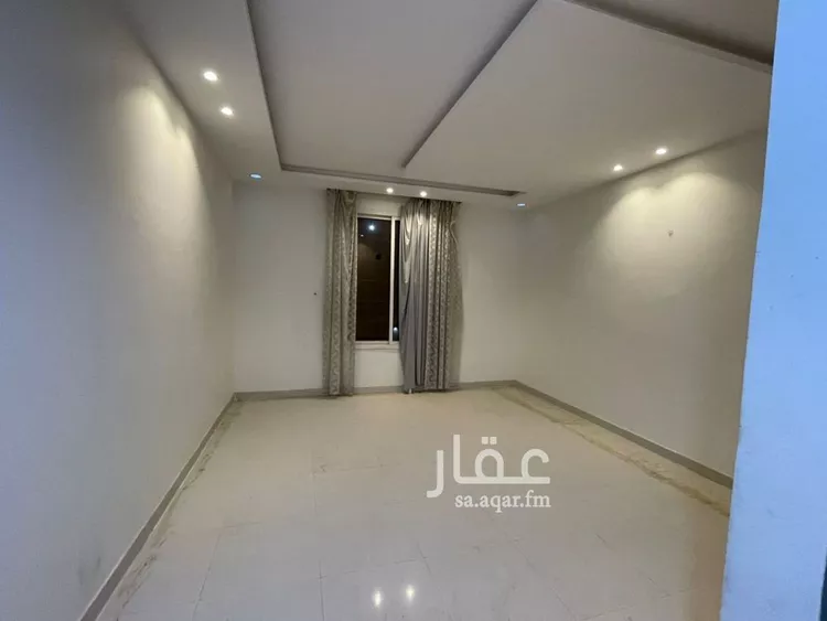 فيلا للإيجار في شارع خالد بن زهير الهذلي, حي بدر, مدينة الرياض, منطقة الرياض صورة 2