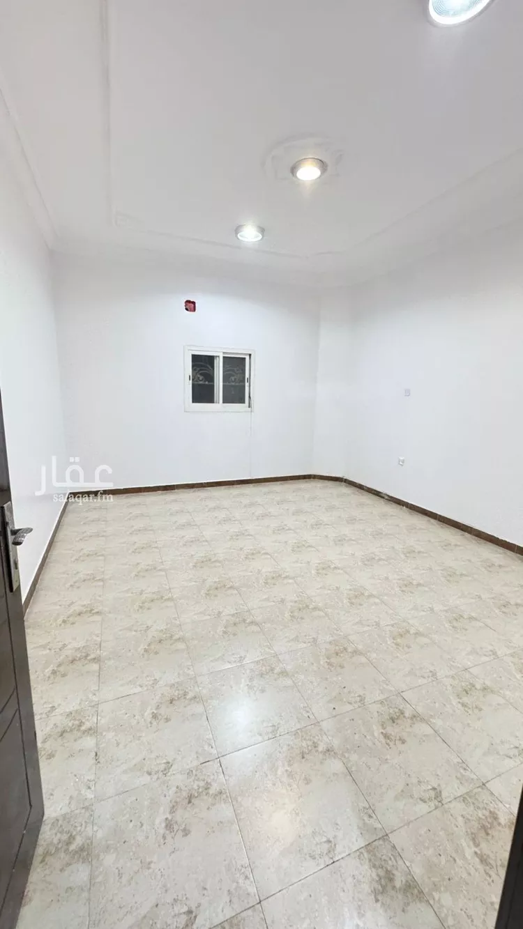 شقة للإيجار في شارع الظهرية, حي إشبيلية, مدينة الرياض, منطقة الرياض صورة 3