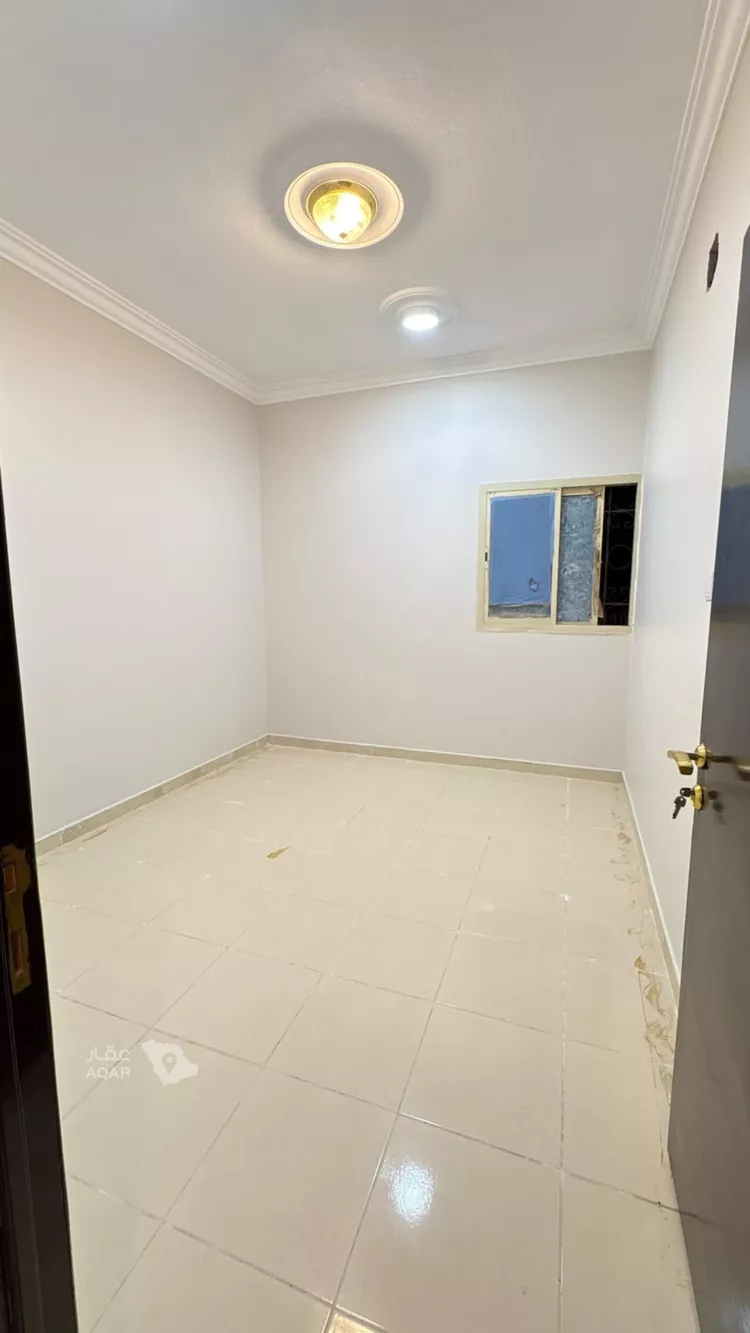 شقة للإيجار في شارع الظهرية, حي إشبيلية, مدينة الرياض, منطقة الرياض صورة 5