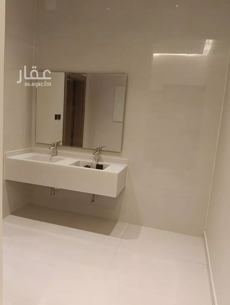 فيلا للبيع في حي الجزيرة, مدينة بريدة, منطقة القصيم صورة 2