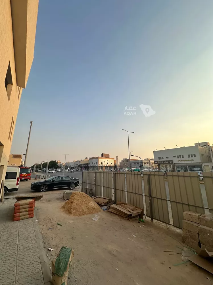 عمارة للإيجار في شارع حمزة بن عبدالمطلب, حي العريجاء الأوسط, مدينة الرياض, منطقة الرياض 3