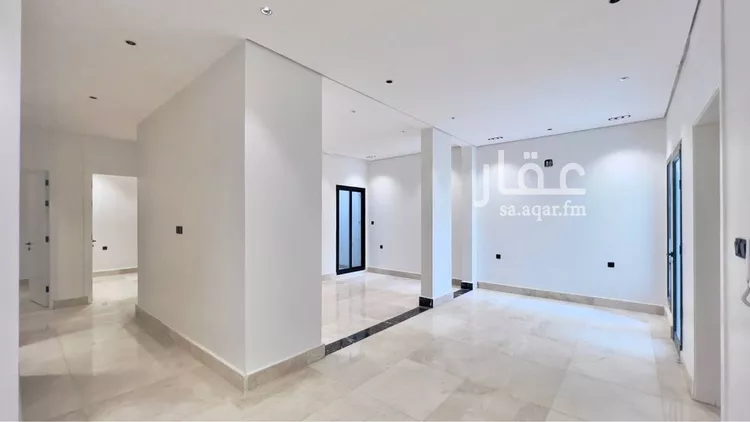 Floor for Sale in Riyadh Ash Sharq 10