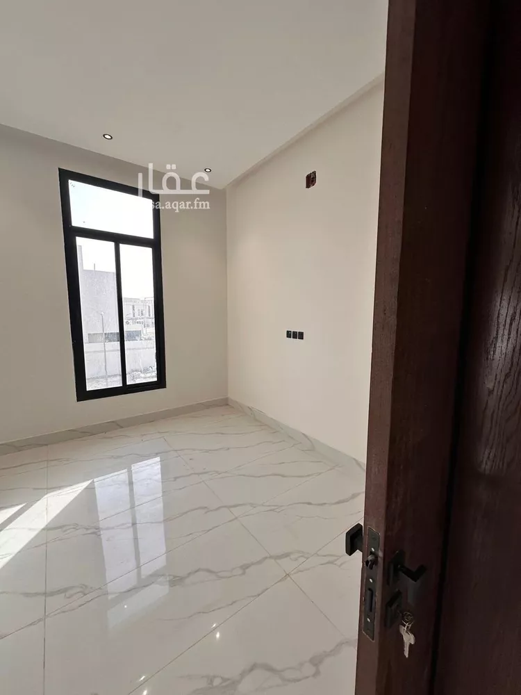 Floor for Rent in Riyadh Ash Sharq 7