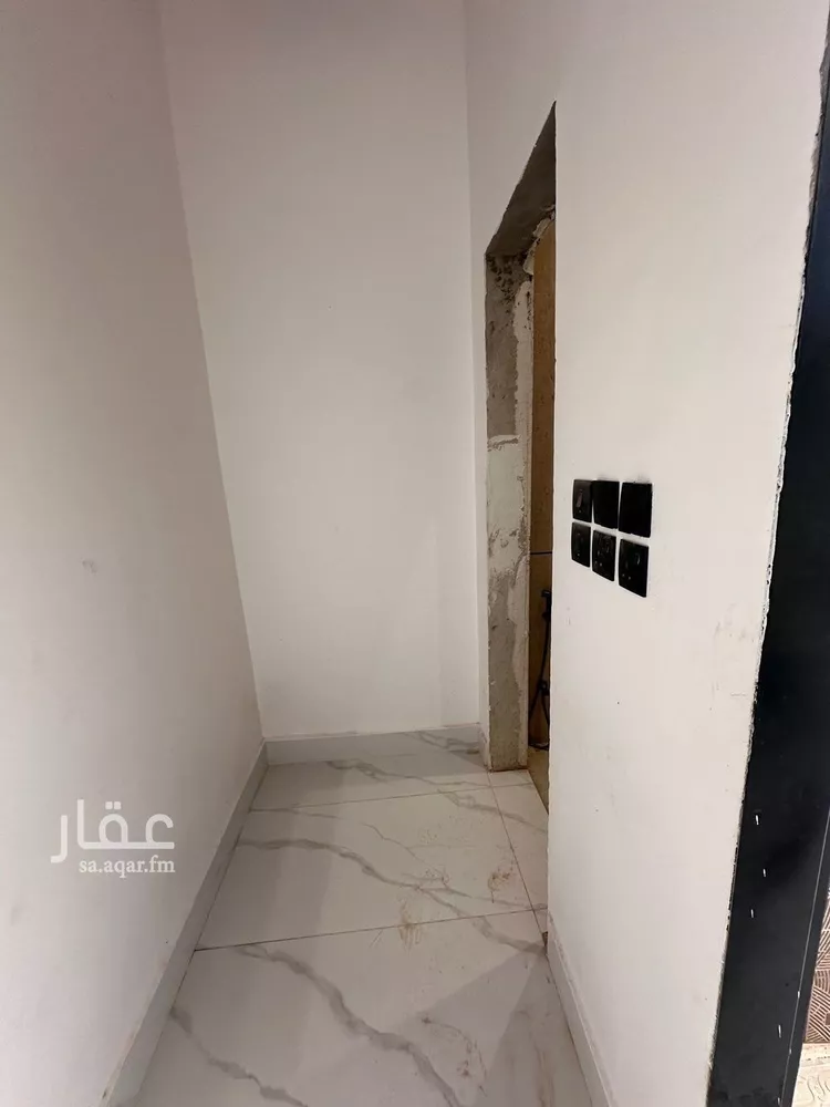 Floor for Rent in Riyadh Ash Sharq 25