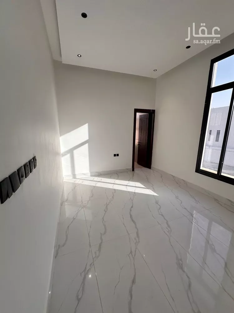 Floor for Rent in Riyadh Ash Sharq 19