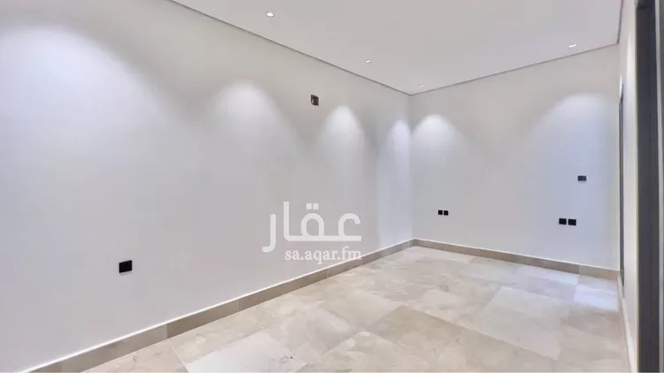 Floor for Sale in Riyadh Ash Sharq 7