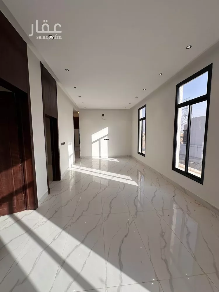 Floor for Rent in Riyadh Ash Sharq 15