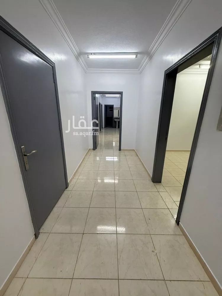 شقة للإيجار في شارع فضيلة السيد محمد حسين افندي, حي الرمال, مدينة الرياض, منطقة الرياض صورة 2