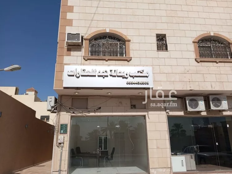 شقة للإيجار في شارع سيف بن عزاز, حي المعيزيلة, مدينة الرياض, منطقة الرياض صورة 2
