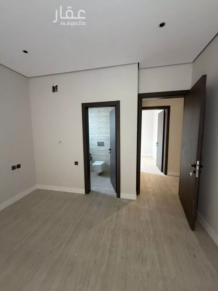 شقة للإيجار في شارع سيف بن عزاز, حي المعيزيلة, مدينة الرياض, منطقة الرياض صورة 3