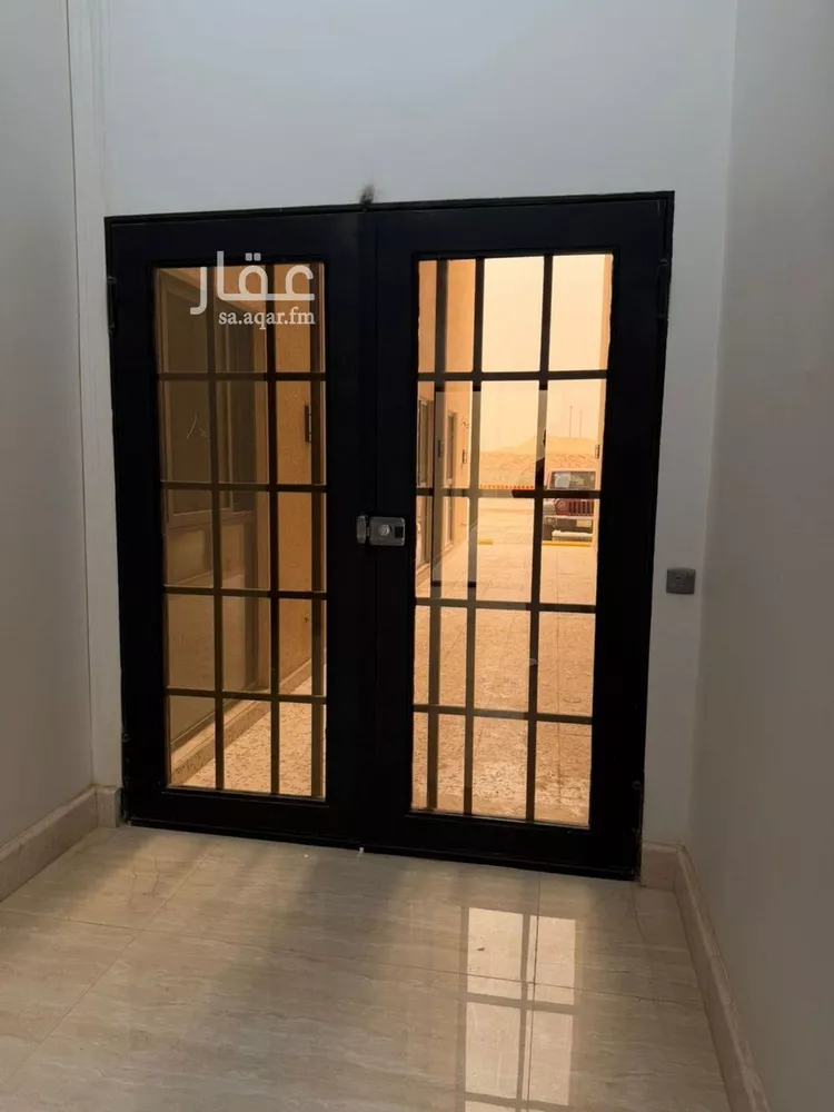 شقة للإيجار في شارع سيف بن عزاز, حي المعيزيلة, مدينة الرياض, منطقة الرياض صورة 3