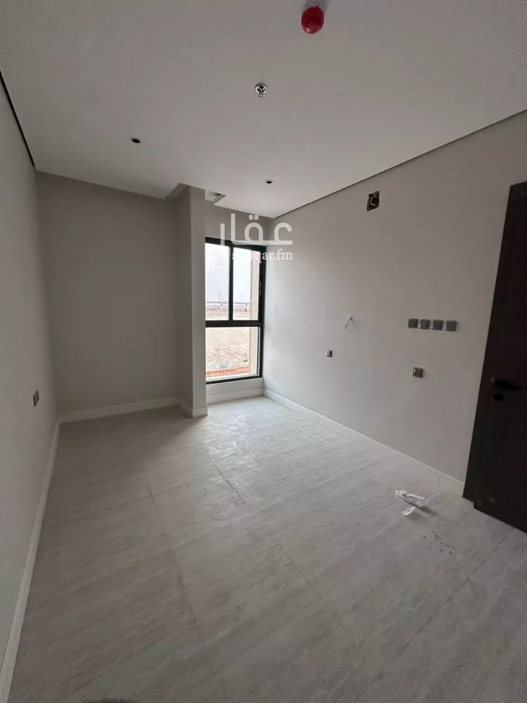 شقة للإيجار في شارع سيف بن عزاز, حي المعيزيلة, مدينة الرياض, منطقة الرياض صورة 3