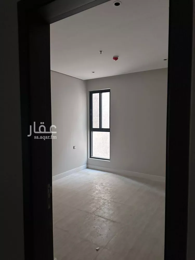 شقة للإيجار في شارع سيف بن عزاز, حي المعيزيلة, مدينة الرياض, منطقة الرياض