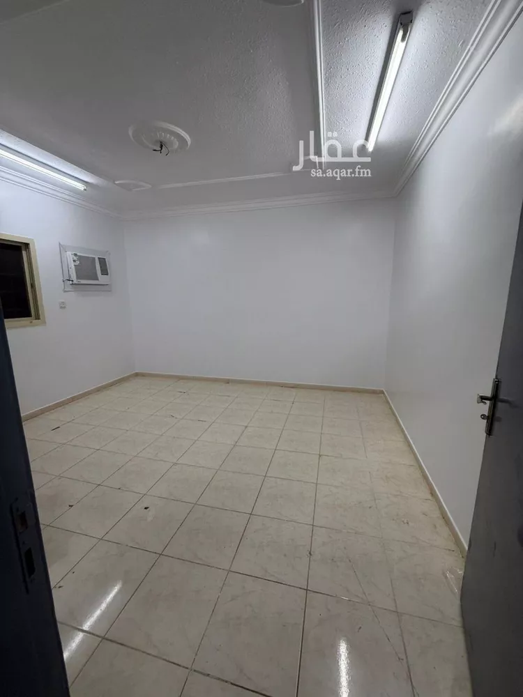 شقة للإيجار في شارع فضيلة السيد محمد حسين افندي, حي الرمال, مدينة الرياض, منطقة الرياض