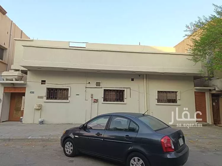 دور للبيع في شارع بدر, حي الثقبة, مدينة الخبر, المنطقة الشرقية 9