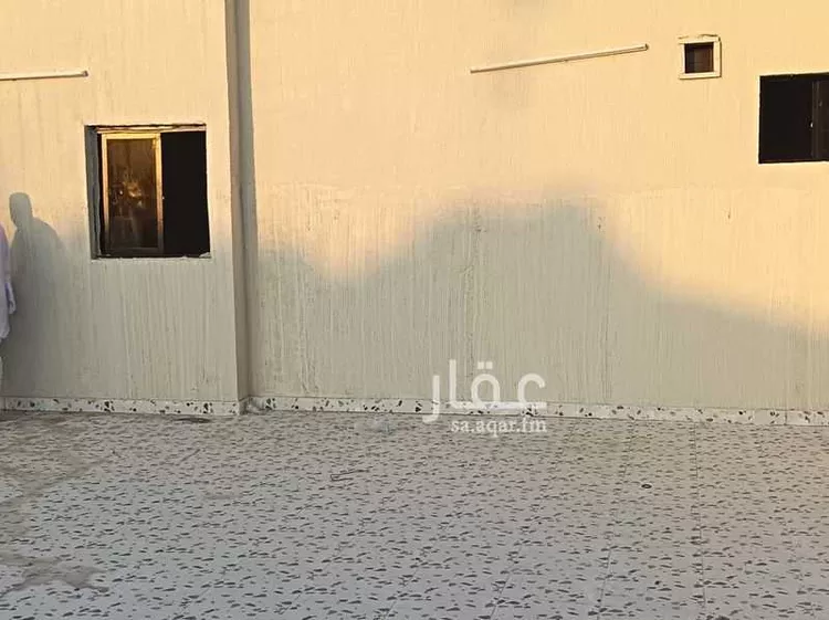 دور للبيع في شارع بدر, حي الثقبة, مدينة الخبر, المنطقة الشرقية 11