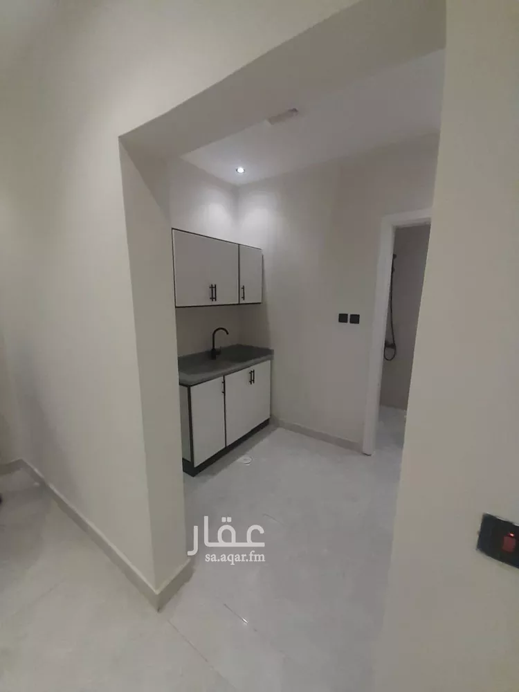 شقة للإيجار في شارع  عبدالله ابن سعود ابن عبدالعزيز, حي إشبيلية, مدينة الرياض, منطقة الرياض صورة 4